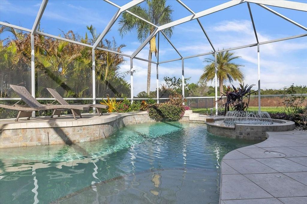 Image 74 of property listing at 709 COUNTRY MEADOWS WAY, Bradenton, FL 34212