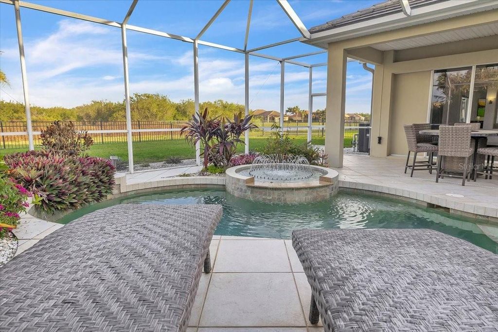 Image 77 of property listing at 709 COUNTRY MEADOWS WAY, Bradenton, FL 34212