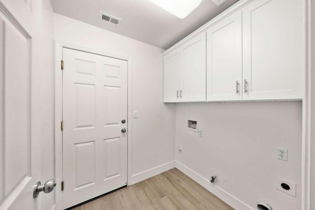 5333 Buckwood Way, Sacramento, CA 95835