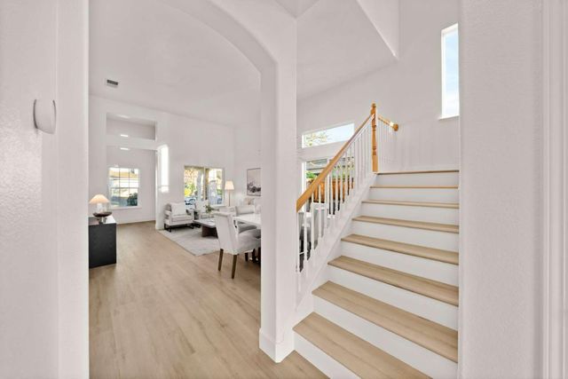 5333 Buckwood Way, Sacramento, CA 95835