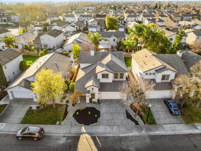 5333 Buckwood Way, Sacramento, CA 95835