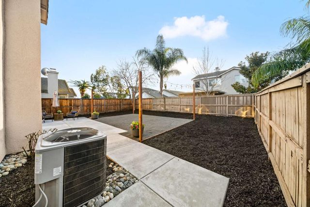 5333 Buckwood Way, Sacramento, CA 95835