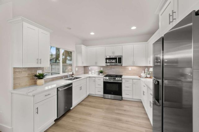 5333 Buckwood Way, Sacramento, CA 95835