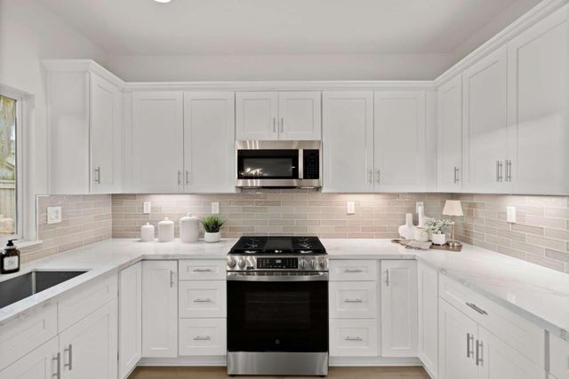 5333 Buckwood Way, Sacramento, CA 95835