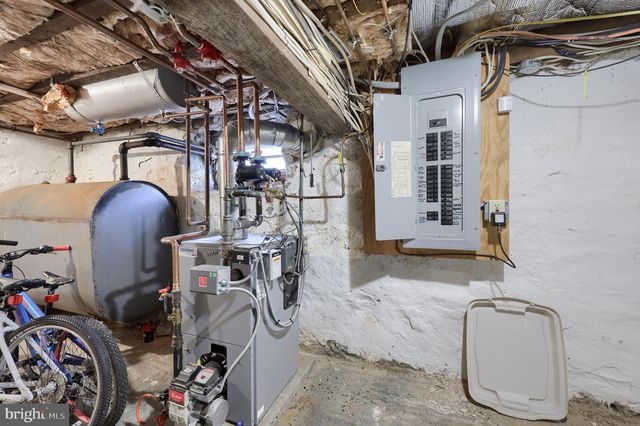 100 SEYLER RD, Fleetwood, PA 19522