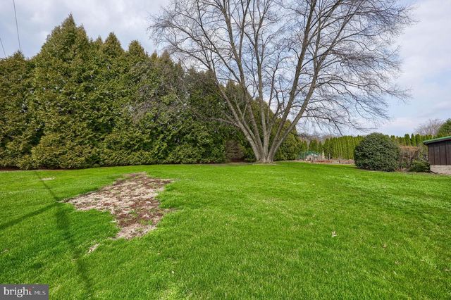 100 SEYLER RD, Fleetwood, PA 19522