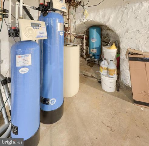 100 SEYLER RD, Fleetwood, PA 19522