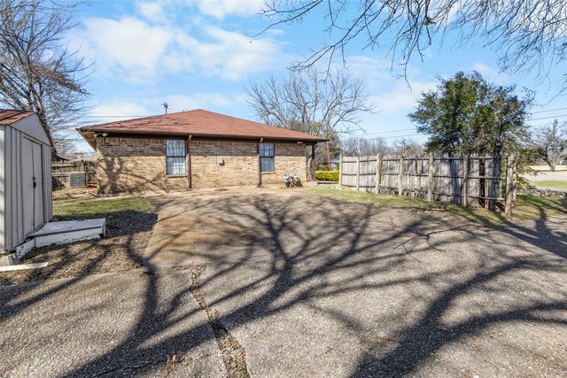 1501 S 29th Street, Waco, TX 76711