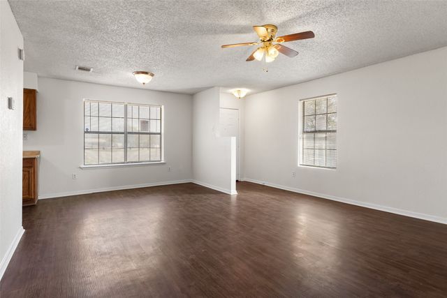 1501 S 29th Street, Waco, TX 76711