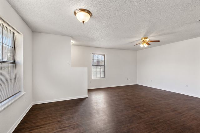 1501 S 29th Street, Waco, TX 76711