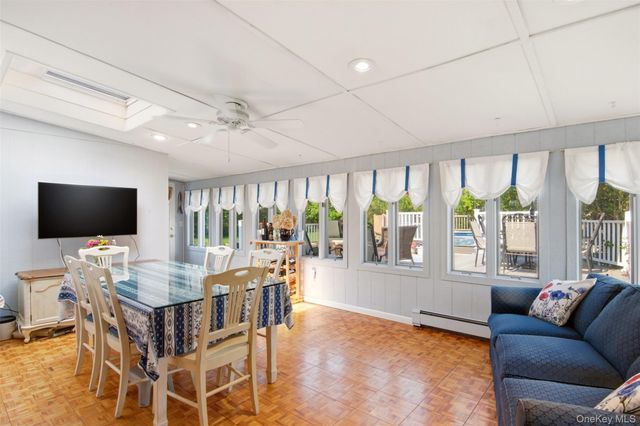 33 Fraternity Lane, Stony Brook, NY 11790