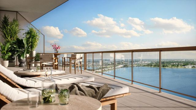 550 S Australian Avenue 203, West Palm Beach, FL 33401