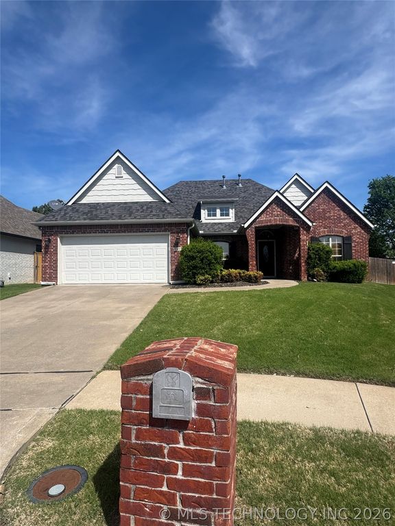 2809 N Fern Avenue, Broken Arrow, OK 74012