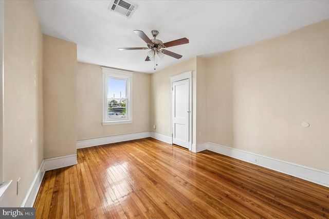 5111 SPRINGFIELD AVE, Philadelphia, PA 19143