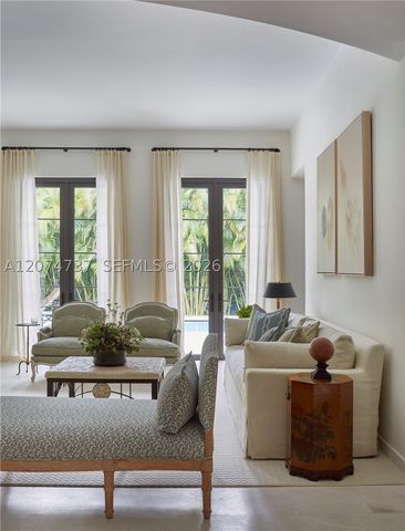 2532 NW Lake Ave, Miami Beach, FL 33140