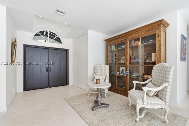 2532 NW Lake Ave, Miami Beach, FL 33140