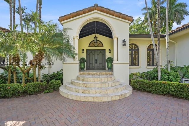 2532 NW Lake Ave, Miami Beach, FL 33140