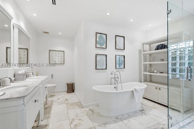 2532 NW Lake Ave, Miami Beach, FL 33140