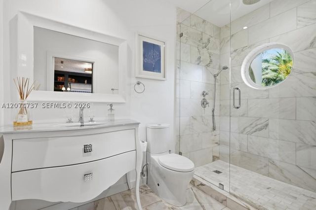 2532 NW Lake Ave, Miami Beach, FL 33140