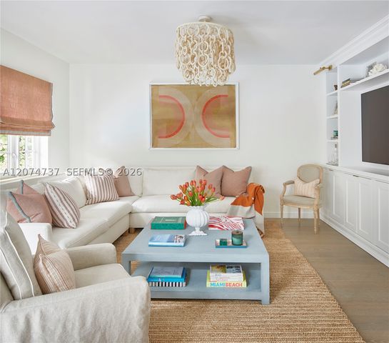 2532 NW Lake Ave, Miami Beach, FL 33140