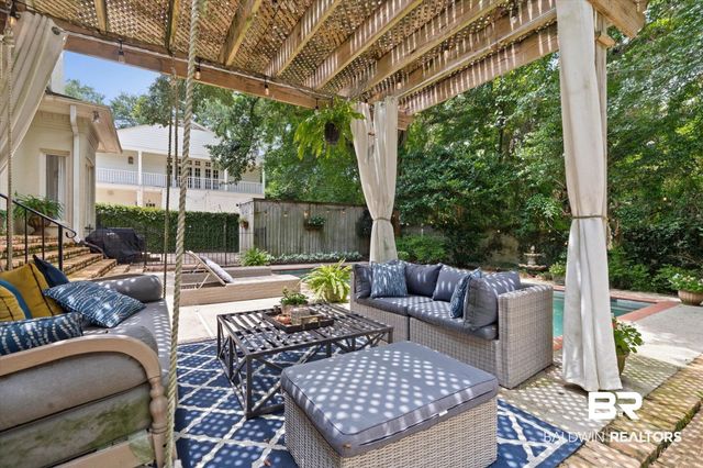 3712 Tuthill Place, Mobile, AL 36608