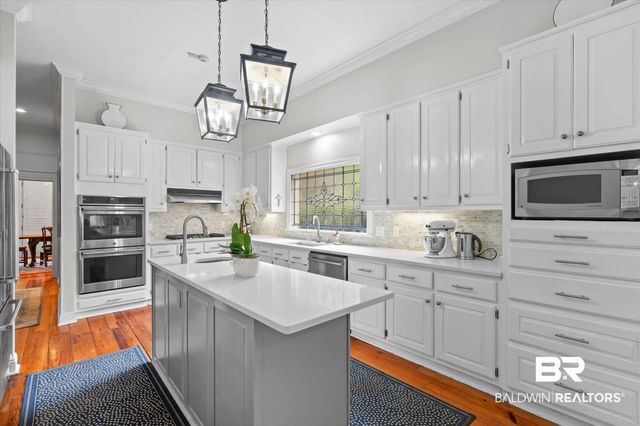 3712 Tuthill Place, Mobile, AL 36608