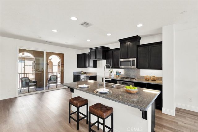 31 Sevilla, Rancho Santa Margarita, CA 92688