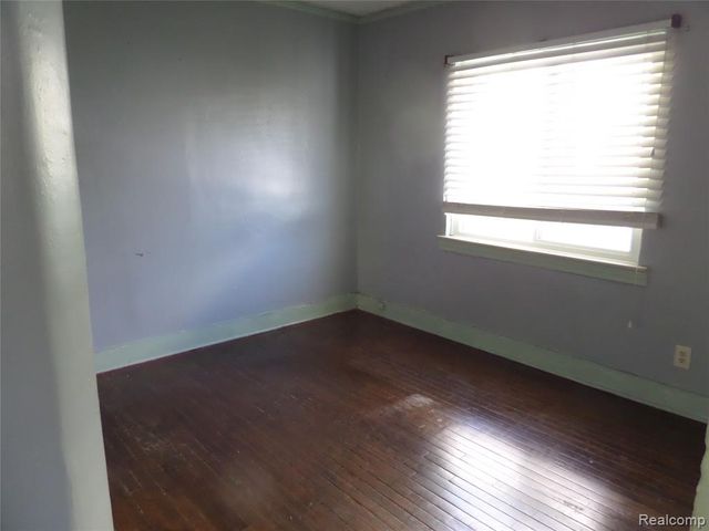 384 N Perry Street, Pontiac, MI 48342