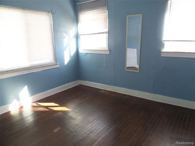 384 N Perry Street, Pontiac, MI 48342