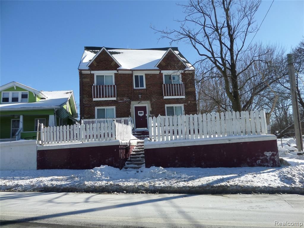 384 N Perry Street, Pontiac, MI 48342