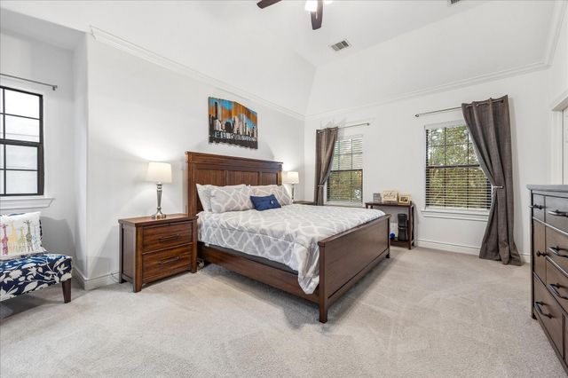 9044 Lakes At 610 Drive, Houston, TX 77054