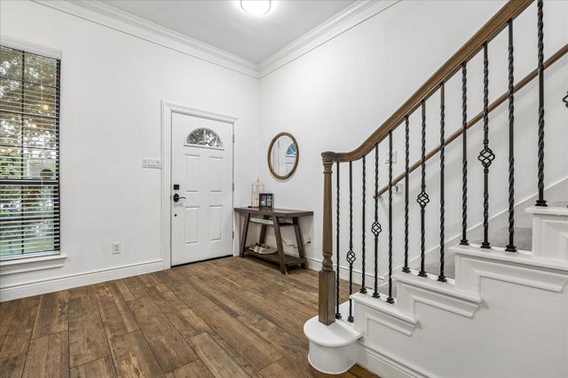 9044 Lakes At 610 Drive, Houston, TX 77054