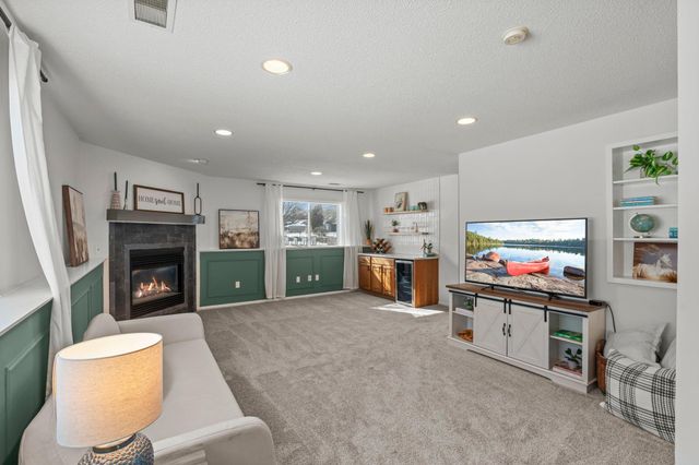 12635 91st Avenue N, Maple Grove, MN 55369