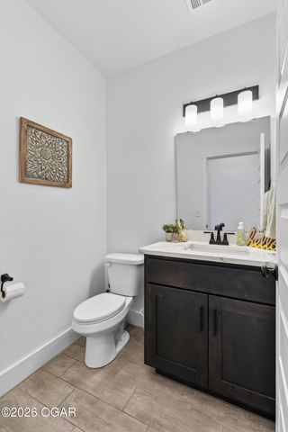 348 E Greystone Square, Webb City, MO 64870