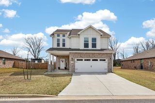 348 E Greystone Square, Webb City, MO 64870