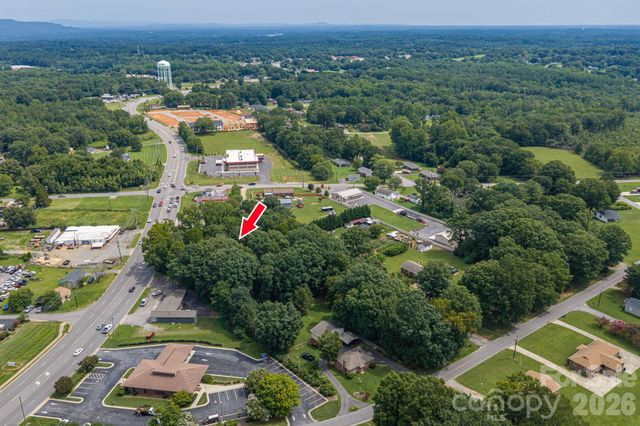 00 Springs Road NE, Hickory, NC 28601