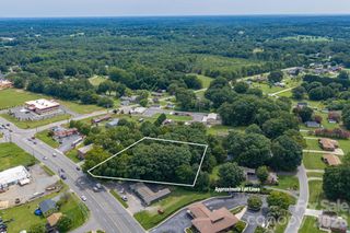 00 Springs Road NE, Hickory, NC 28601