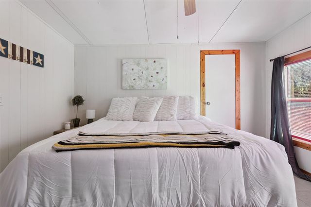 6471 N KHYBER AVENUE, Dunnellon, FL 34433