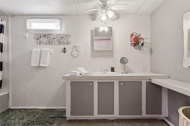 6471 N KHYBER AVENUE, Dunnellon, FL 34433