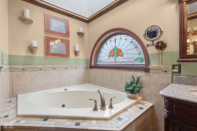 4407 Moss Ridge Lane, Indianapolis, IN 46237