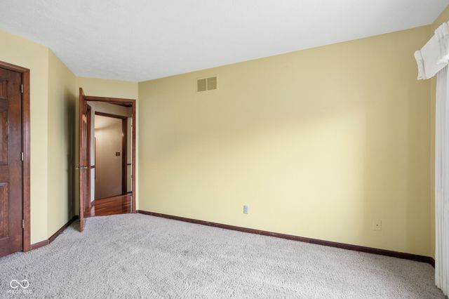 4407 Moss Ridge Lane, Indianapolis, IN 46237