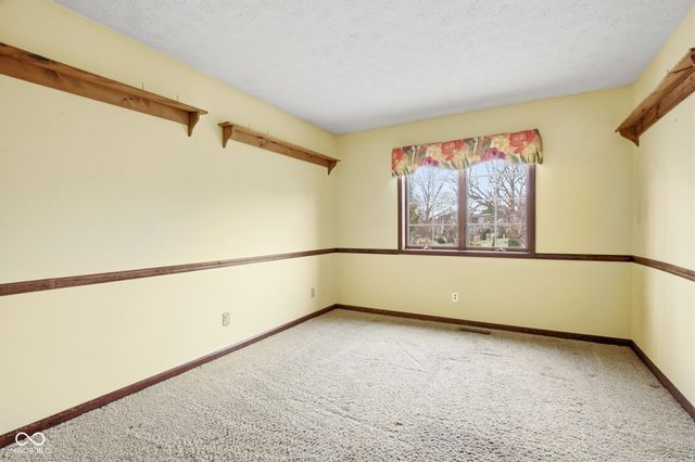 4407 Moss Ridge Lane, Indianapolis, IN 46237