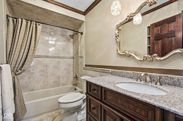 4407 Moss Ridge Lane, Indianapolis, IN 46237