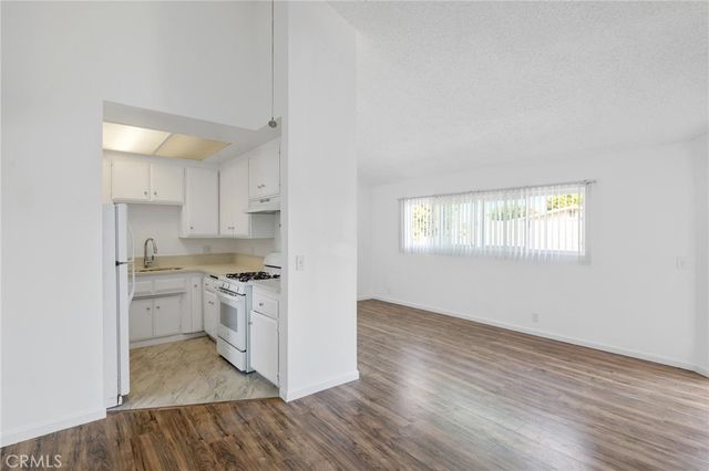 426 Newport, Long Beach, CA 90814