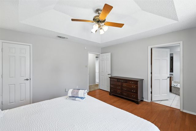901 Spring Oak Court, Euless, TX 76039