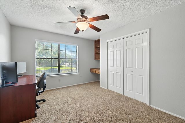 901 Spring Oak Court, Euless, TX 76039