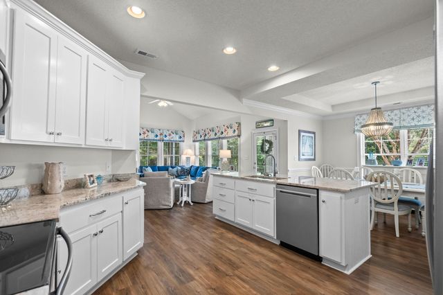 2450 Marsh Glen Dr Unit 414, North Myrtle Beach, SC 29582