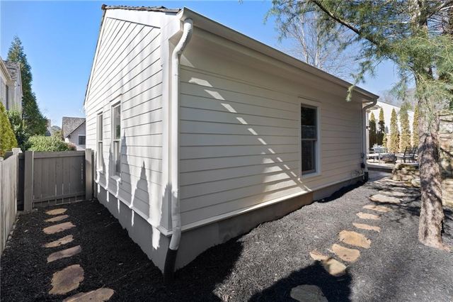 7155 Round Road, Cumming, GA 30040