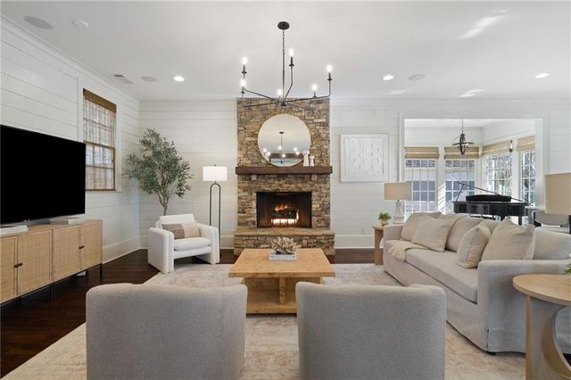 7155 Round Road, Cumming, GA 30040