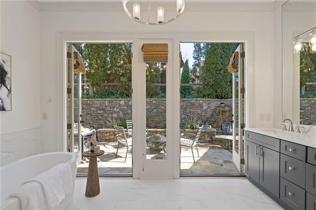 7155 Round Road, Cumming, GA 30040